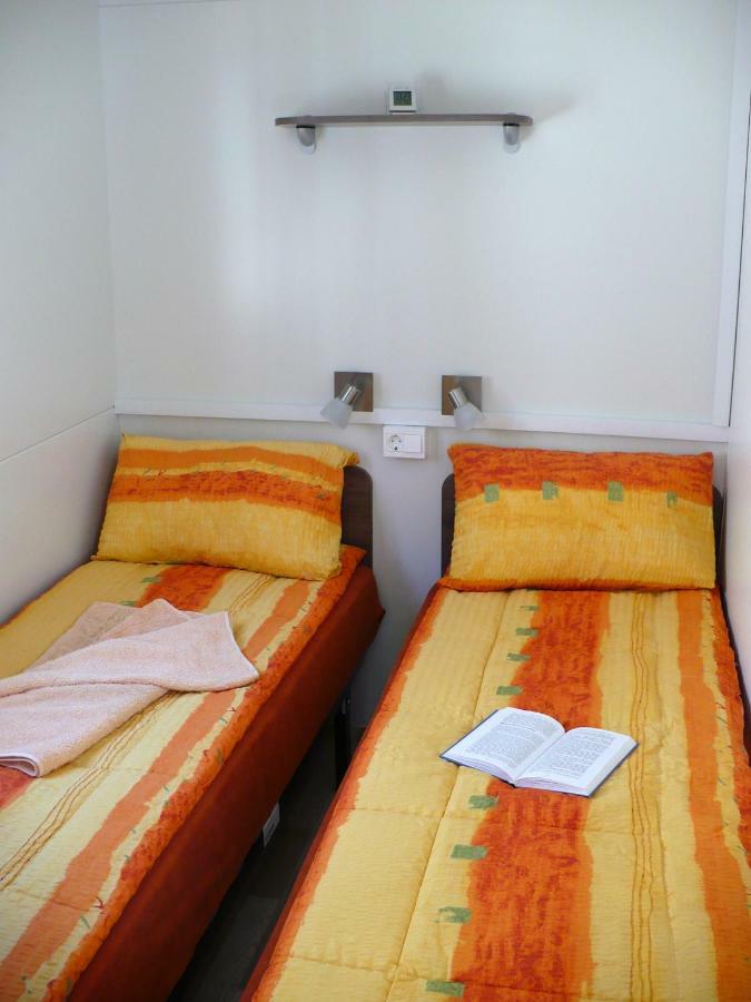 Victoria Mobilehome In Orsera Camping Resort Exterior photo